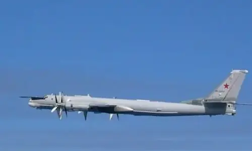 Russian bombers join Chinese air patrol near Japan as Tokyo-Beijing tie strains Russian bombers join Chinese air patrol near Japan as Tokyo-Beijing tie strains