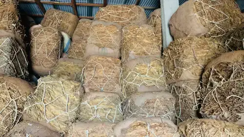 خیبرپختونخوا میں کارروائیاں ، 7 کروڑ 44 لاکھ مالیت کی اسمگل شدہ اشیا ضبط