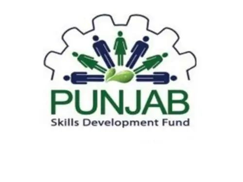 Nurses get information about job opportunities in KSA