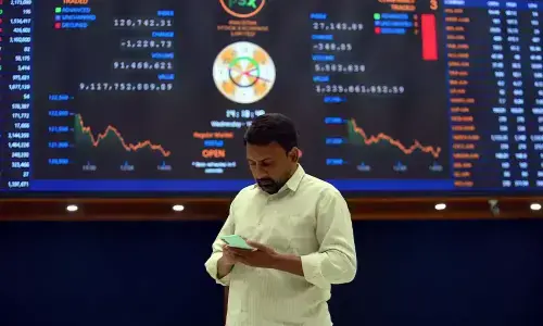 اسٹاک ایکسچینج میں مندی، 100 انڈیکس 100 سے زائد پوائنٹس مزید گرگیا