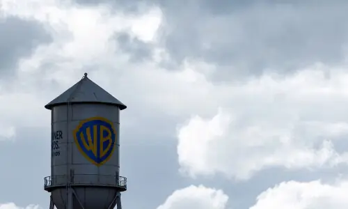 Warner Bros likely to reject $108.4 billion Paramount bid, back Netflix in bidding war, sources say Warner Bros likely to reject $108.4 billion Paramount bid, back Netflix in bidding war, sources say