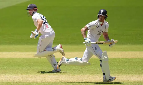 England battle to save Ashes as Australia rip through top-order England battle to save Ashes as Australia rip through top-order