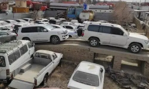 Customs Quetta seizes nine NCP vehicles, smuggled goods
