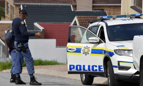 Gunmen kill 9, wound 10 in South Africa bar attack