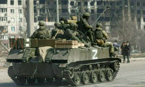 Ukraine battles attempted Russian breakthrough in border region