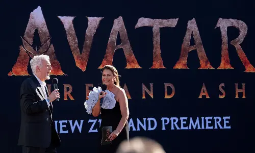 Third &lsquo;Avatar&rsquo; film lights up global box offices