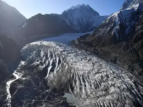Speakers call for conserving mountain ecosystems