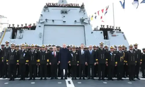 پاک بحریہ میں دوسرے پی این ایس خیبر کی شمولیت، ترک صدر کا دفاعی پیداوار میں تعاون بڑھانے پر زور