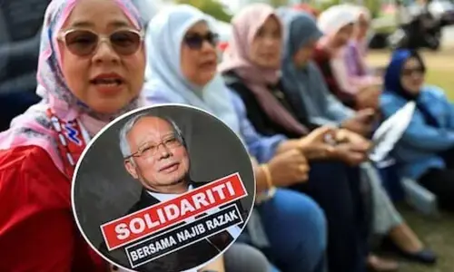 Malaysia court denies ex-PM Najib&rsquo;s bid to serve jail sentence at home