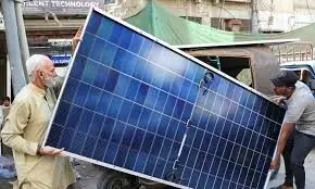 Solar power growth creates challenges to national grid: expert