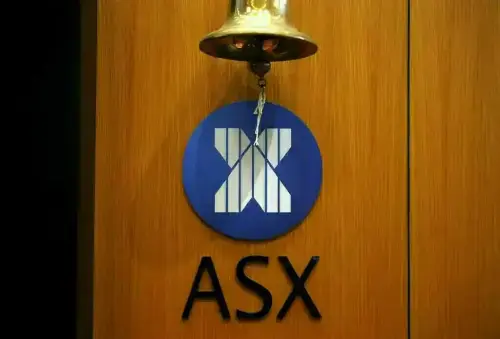 Australian shares hit one-month high on year-end rally, upbeat sentiment Australian shares hit one-month high on year-end rally, upbeat sentiment
