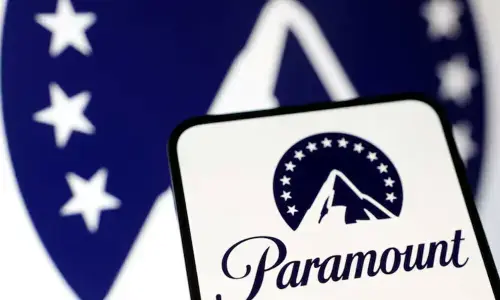Paramount’s new offer for Warner Bros is not sufficient, major investor says Paramount’s new offer for Warner Bros is not sufficient, major investor says
