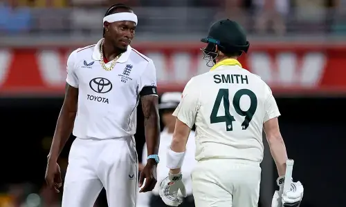 Injured England quick Archer out of Ashes Injured England quick Archer out of Ashes