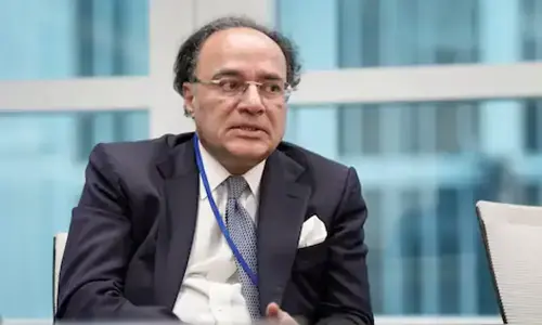 پاکستان پائیدار و طویل مدتی معاشی ترقی کی راہ پر گامزن، محمد اورنگزیب