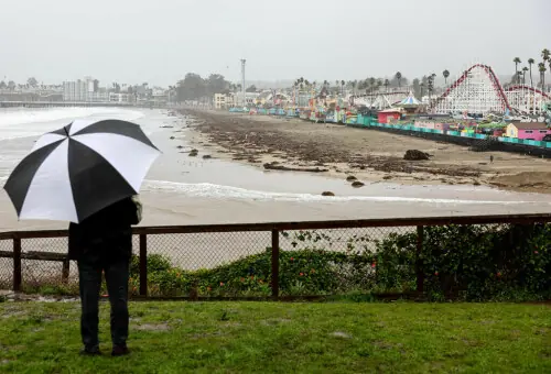 Heavy rain, flash floods hit southern California