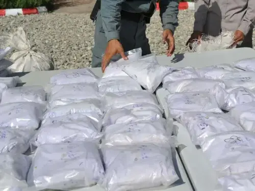 اسلام آباد میں غیر قانونی ہتھیاروں اور منشیات کی بڑی مقدار ضبط کر لی گئی