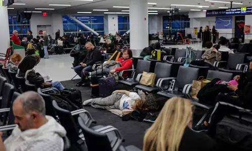 US airlines cancel over 1,000 flights due to Northeast winter storm warnings US airlines cancel over 1,000 flights due to Northeast winter storm warnings