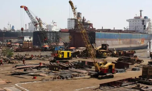Ship recycling: Pakistan targets $2bn market in next 10 years Ship recycling: Pakistan targets $2bn market in next 10 years