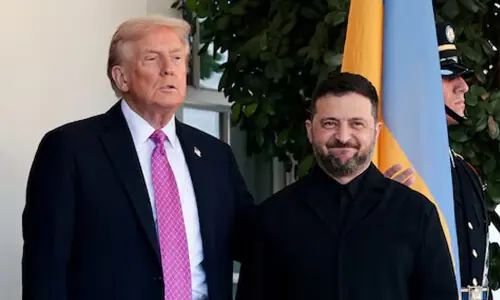 Zelenskiyy to meet Trump in Florida for talks on Ukraine peace plan