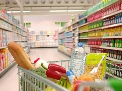 Prices of essential items show mixed trend Prices of essential items show mixed trend