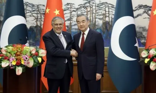 Foreign Minister Dar to visit Beijing for strategic dialogue scheduled for Jan 4