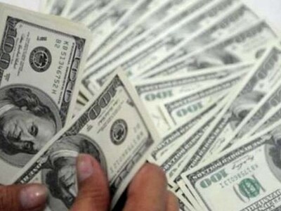 Kerb buying and selling rate of US dollar