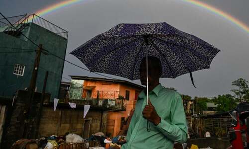 Sri Lanka unveils cyclone aid plan as rains persist