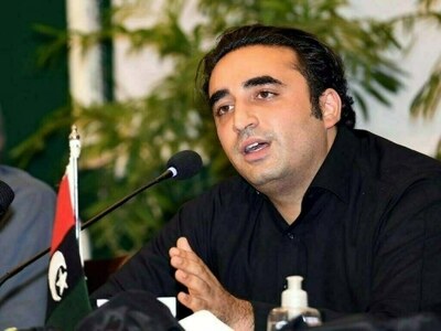 Bilawal visits late PPP leader Maneka&rsquo;s residence