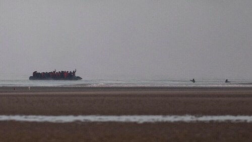 Over 700 migrants reach UK in small boats after pause in crossings