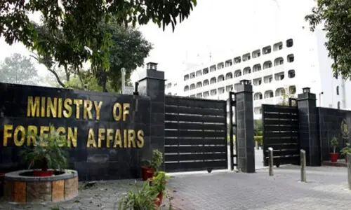 FO rejects Jaishankar&rsquo;s &lsquo;bad neighbour&rsquo; jibe