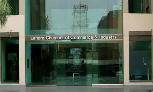 برآمدات بڑھانے کے لیے لاہور چیمبر کی حکومت کو قابلِ عمل سفارشات کی پیشکش