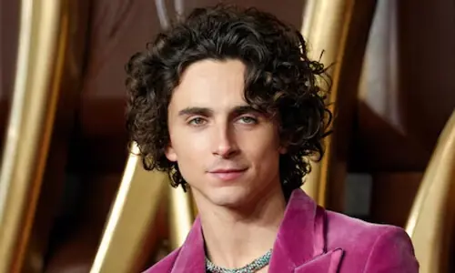 Chalamet boosts Oscar bid with Critics Choice Awards win