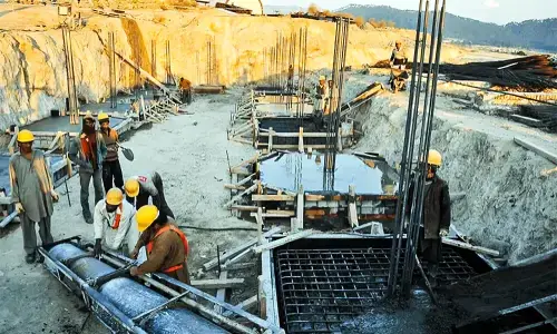 پی ایس ڈی پی ہر بار مالی دباؤ کے نشانے پر