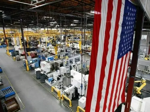 US factory sector contracts for 10th straight month in December