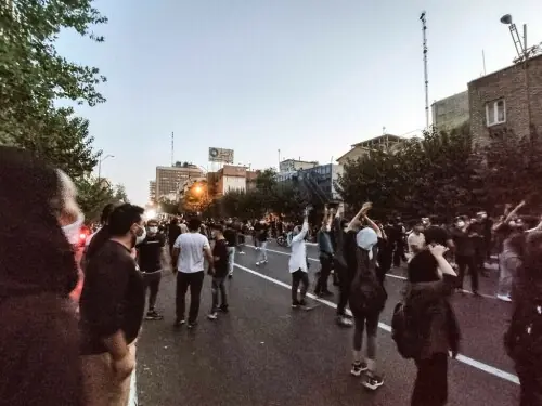 Iran says no leniency for &lsquo;rioters&rsquo; as protests persist