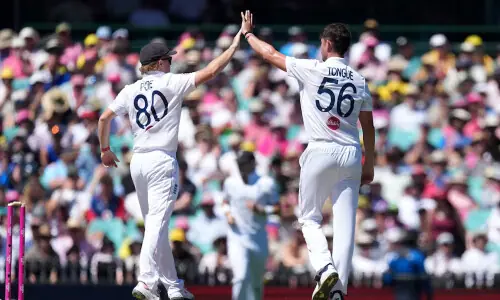 England 174-3 at tea, still trailing Australia’s first-innings tally England 174-3 at tea, still trailing Australia’s first-innings tally