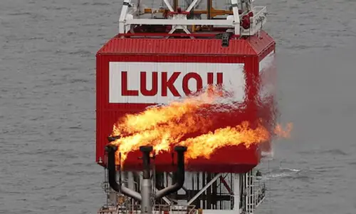 Chevron, Quantum Energy to bid for Lukoil global assets worth $22 billion, FT reports