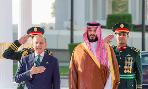 Pakistan, Saudi in talks on JF-17 jets-for-loans deal, sources say