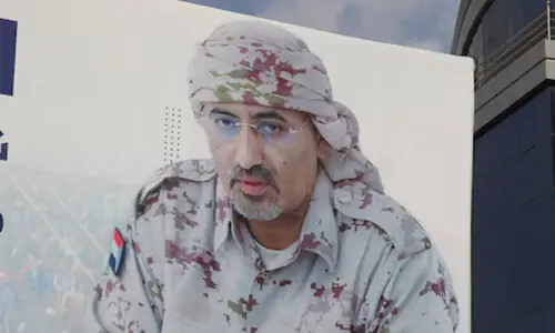 Yemen separatist leader flees with Emirati help, Saudi coalition says