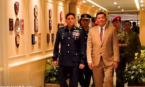 JF-17 Thunder in focus as PAF chief, Indonesian defence minister discuss bilateral cooperation