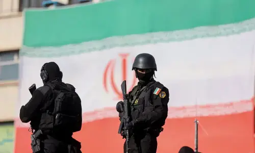 ٹرمپ کا ایران میں مظاہرین کیخلاف کریک ڈاؤن پر ردعمل پر غور، تہران کا امریکہ کے ساتھ رابطہ چینل کھلا رکھنے کا اعلان