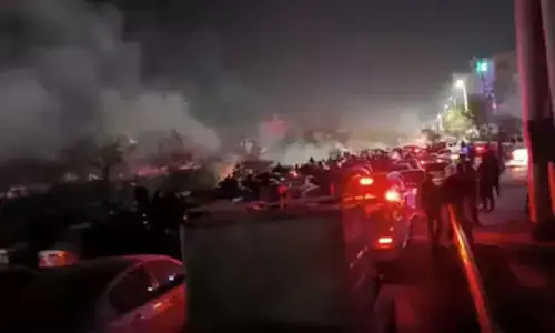Iran to press capital crime charges for &lsquo;rioters&rsquo;: prosecutors