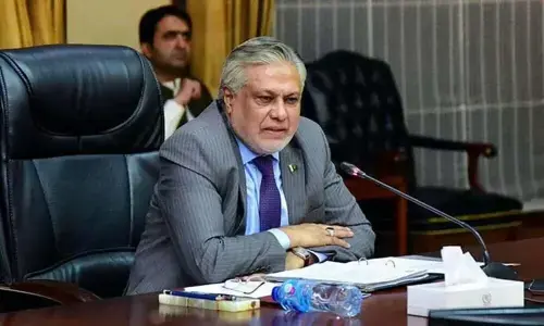 اسحاق ڈار کی زیر صدارت ایکنک کا اجلاس، 117 ارب روپے کے ترقیاتی منصوبے منظور