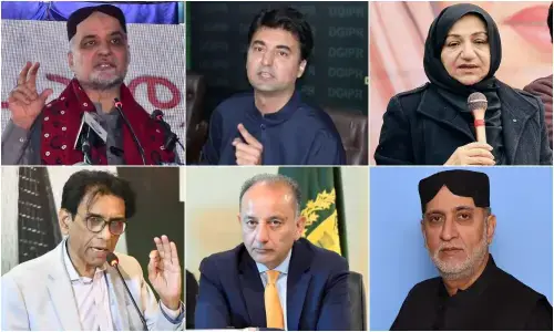 اثاثوں کی تفصیلات جمع نہ کروانے پر الیکشن کمیشن نے 159 ارکان پارلیمنٹ کو معطل کر دیا
