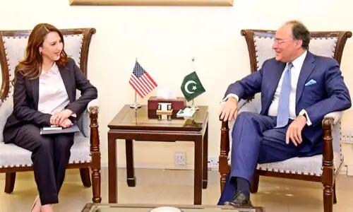 Pakistan, US explore avenues for trade growth