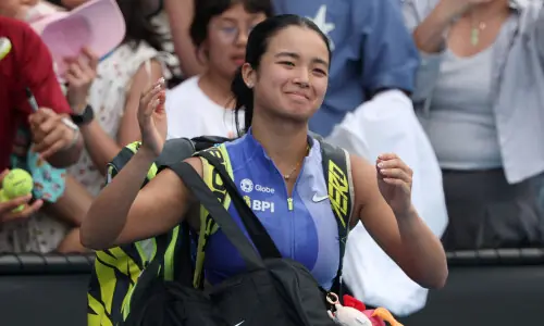 Trailblazer Eala exits Australian Open after hero&rsquo;s welcome