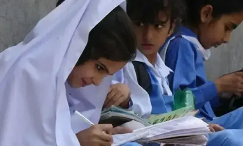 سندھ نے 2026 سے مارکس سسٹم ختم کر کے گریڈنگ سسٹم متعارف کرانے کا اعلان کر دیا