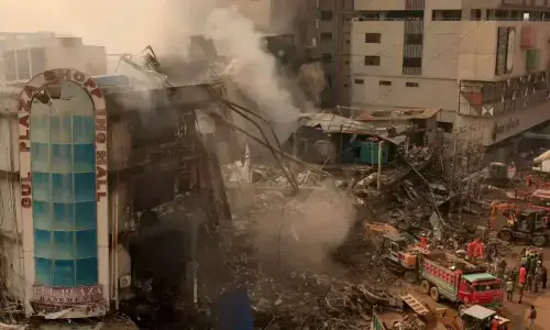 Gul Plaza blaze: multiple bodies recovered from single shop, death toll likely to climb