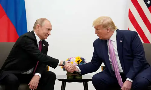 Putin to meet Trump envoy over US push to end war