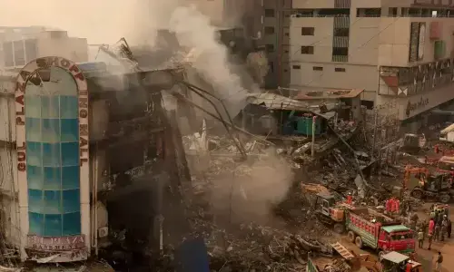 25 charred bodies found during Gul Plaza fire operation
